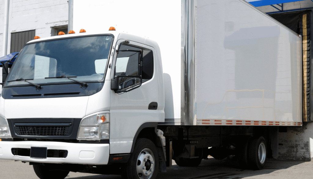 Caminhão de Mudanças em Itaguaí